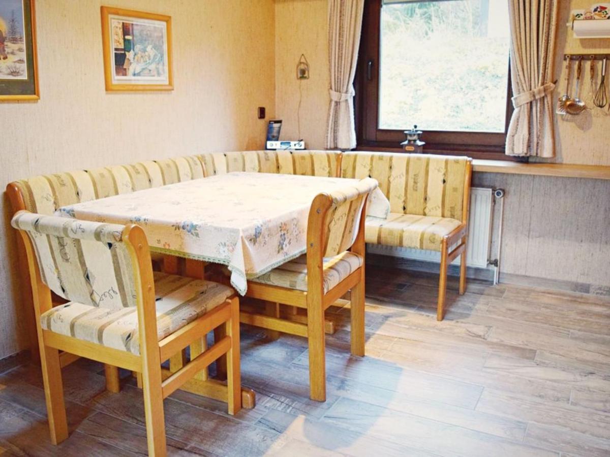 Furnished Bungalow With Peaceful Neighbourhood 메체데 외부 사진