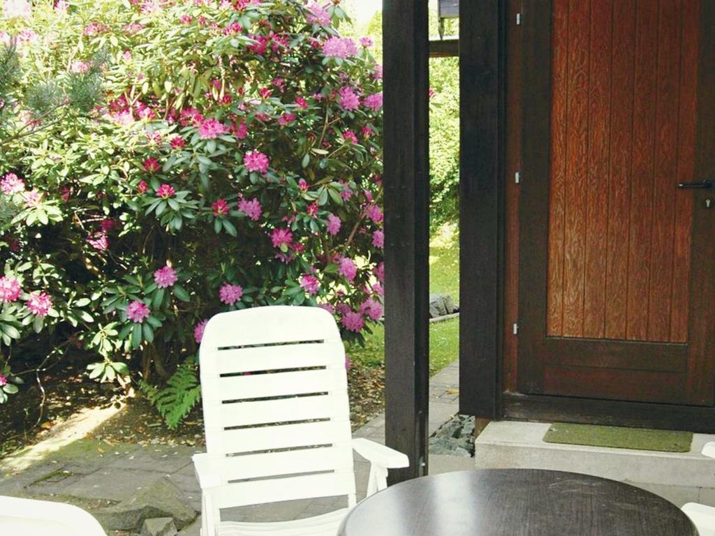 Furnished Bungalow With Peaceful Neighbourhood 메체데 객실 사진